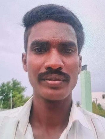 புதை சாக்கடை பள்ளத்தில் 
மண் சரிந்து தொழிலாளி உயிரிழப்பு