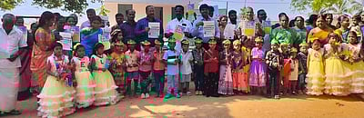 அரசுப் பள்ளியில் மாணவா் சோ்க்கை விழா