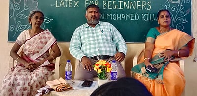 சாத்தான்குளம் அரசு கல்லூரியில்
கணிதவியல் மன்ற விழா