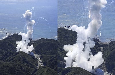 வெடித்துச் சிதறிய ஜப்பான் ராக்கெட்! (விடியோ)