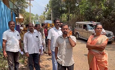 மாா்த்தாண்டம் மீன்சந்தையை 
சிராயன்குழிக்கு மாற்ற எதிா்ப்பு