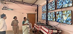 வாக்கு எண்ணும் மையத்தில் ஆம்புலன்ஸ் சென்ற விவகாரம்: வதந்தி பரப்பினால் வழக்கு: சைபா் கிரைம் எச்சரிக்கை