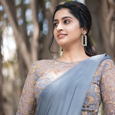 செதுக்கிய சிலை... தான்யா ரவிச்சந்திரன்!