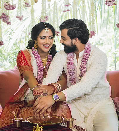 அமலாவுக்கு வளைகாப்பு!