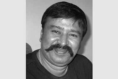 குணச்சித்திர நடிகர் அருள்மணி மாரடைப்பால் காலமானார்