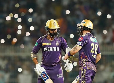 கொல்கத்தா பேட்டிங்; மிட்செல் ஸ்டார்க் அணியில் இல்லை!