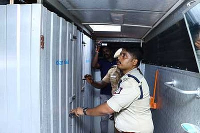 குமரியில் நவீன கண்காணிப்பு கேமரா பொருந்திய வாகனரோந்து:  எஸ்.பி. தகவல்