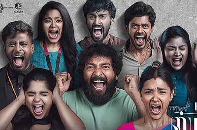 ‘படம் பிடிக்கவில்லையென்றால் செருப்பால் அடிங்க..’ ஹாட்ஸ்பாட் இயக்குநர் வேதனை!