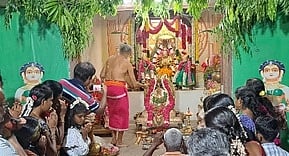 சிப்காட் ஸ்ரீ வித்யா பீடத்தில் வசந்த நவராத்திரி விழா