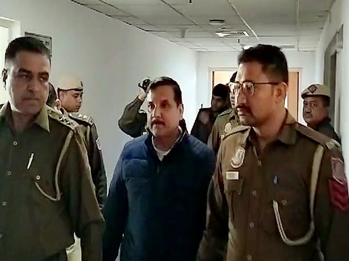 ஆதாரங்களை அழிக்கக்கூடாது: சஞ்சய் சிங்குக்கு நீதிமன்றம் உத்தரவு!