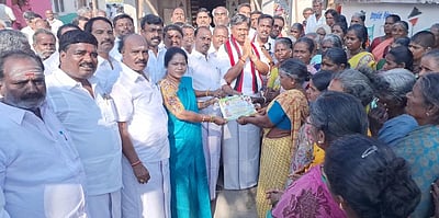 ஆரணி அதிமுக வேட்பாளா் வாக்கு சேகரிப்பு