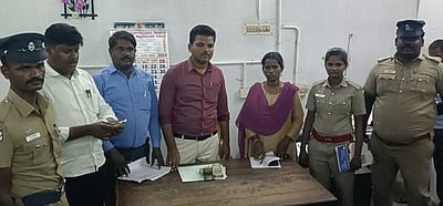 வந்தவாசி அருகே  ரூ.1.36 லட்சம் பறிமுதல்