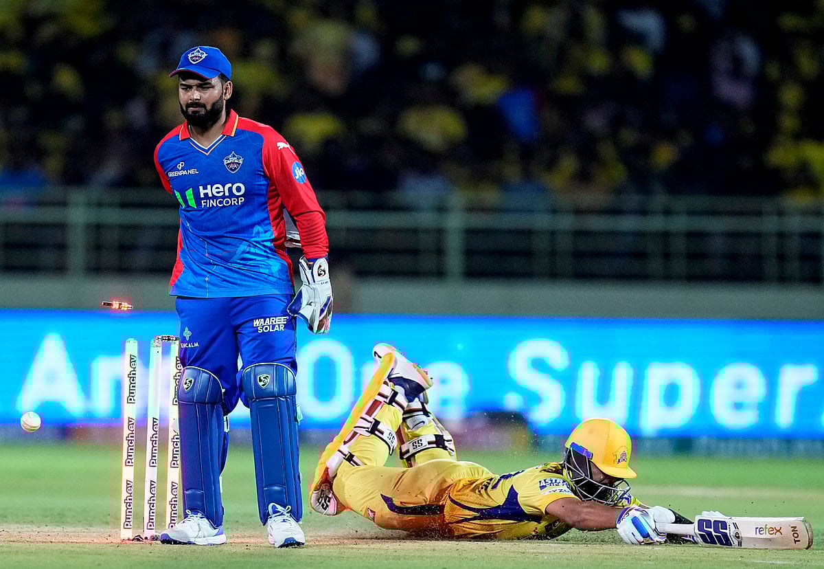 ரிஷப் பந்துக்கு ரூ.12 லட்சம் அபராதம்!