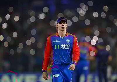 டி20 போட்டியில் ஆஸி. அணிக்காக இளம் வயதில் அரைசதம் அடித்த 2-வது  வீரர்!