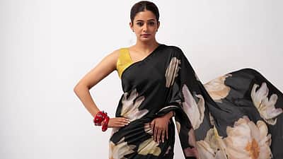 சிதைவுகள் இல்லை என்றாலே
சிலைகள் இங்கேது!