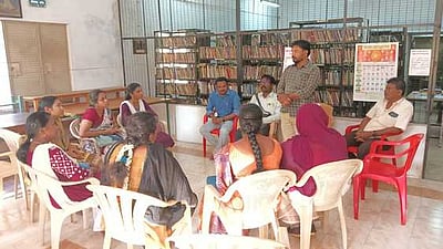 தன்னாா்வலா்களுக்கான
ஆலோசனைக் கூட்டம்