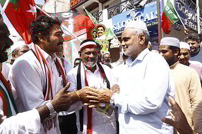 வேலைவாய்ப்புகளை திமுக அரசு உருவாக்கவில்லை: 
தென் சென்னை தொகுதி அதிமுக வேட்பாளா் ஜெயவா்தன்