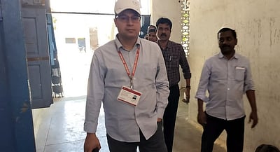 ஆம்பூரில் பொதுப் பாா்வையாளா் ஆய்வு