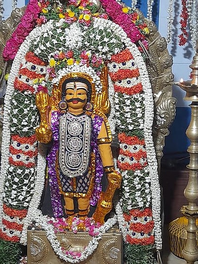 முனீசுவரா் கோயிலில் சம்வத்ரா அபிஷேகம்