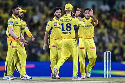 ஹைதராபாதை வீழ்த்தியது சென்னை!