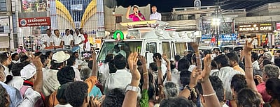 டீசல், சமையல் எரிவாயு விலையை கடந்த 3 ஆண்டுகளாக ஏன் குறைக்கவில்லை: திமுகவுக்கு நடிகை விந்தியா கேள்வி