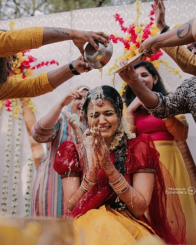 திருமண மகிழ்ச்சியில் அபர்ணா தாஸ்!