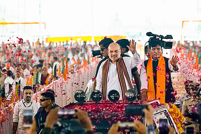 கடினமான முடிவுகளை எடுத்த பிரதமா் மோடி: அமித் ஷா