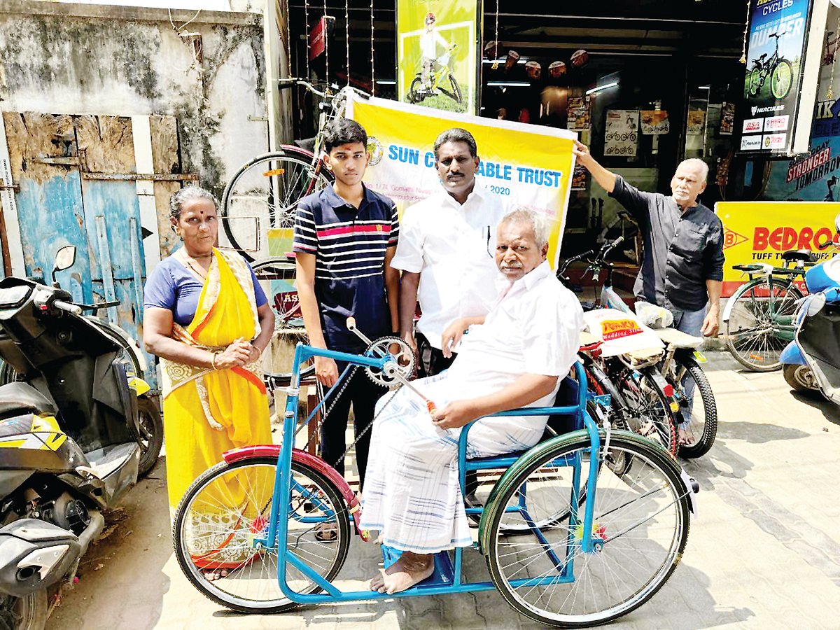 உதவும் உள்ளங்கள்..!