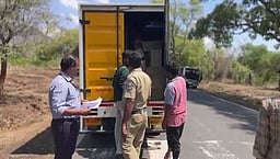 சென்னையில் தோ்தல் பறக்கும் படையினா் ரோந்து பணி தொடக்கம்!