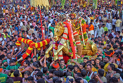 அழகா் ஆற்றில் எழுந்தருளும் வைபவம்: 
மதுரையில் போக்குவரத்து மாற்றம்!