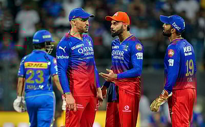 மோசமான பந்துவீச்சு: விரக்தியில் பேசிய ஆர்சிபி கேப்டன்!