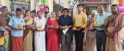 படவேட்டு எல்லையம்மன் கோயிலில் யாகசாலை பூஜைகள் தொடக்கம்