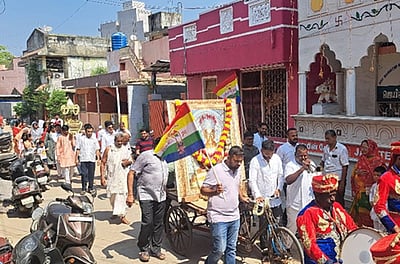 மஹாவீரர் ஜெயந்தி: ராணிப்பேட்டையில் பல்லக்கு ஊர்வலம்!
