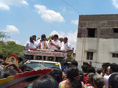 பட்டாசுத் தொழிலில் உள்ள தடைகளை நீக்க நடவடிக்கை எடுப்பேன்: தேமுதிக வேட்பாளா் உறுதி