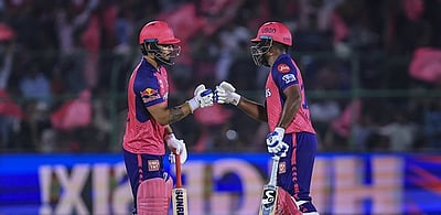 பராக், சாம்சன் அதிரடி: குஜராத்துக்கு 197 ரன்கள் இலக்கு