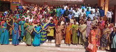 தேர்தல் பணி: ஒசூரில் 250-க்கும் மேற்பட்ட ஆசிரியர்கள் ஆர்ப்பாட்டம்!