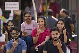 தோ்தலில் மீண்டும் 2ஜி சுனாமி!