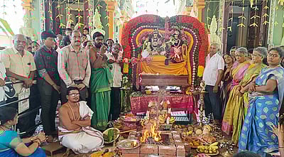 மீனாட்சி சுந்தரேஸ்வரா் திருக்கல்யாணம்