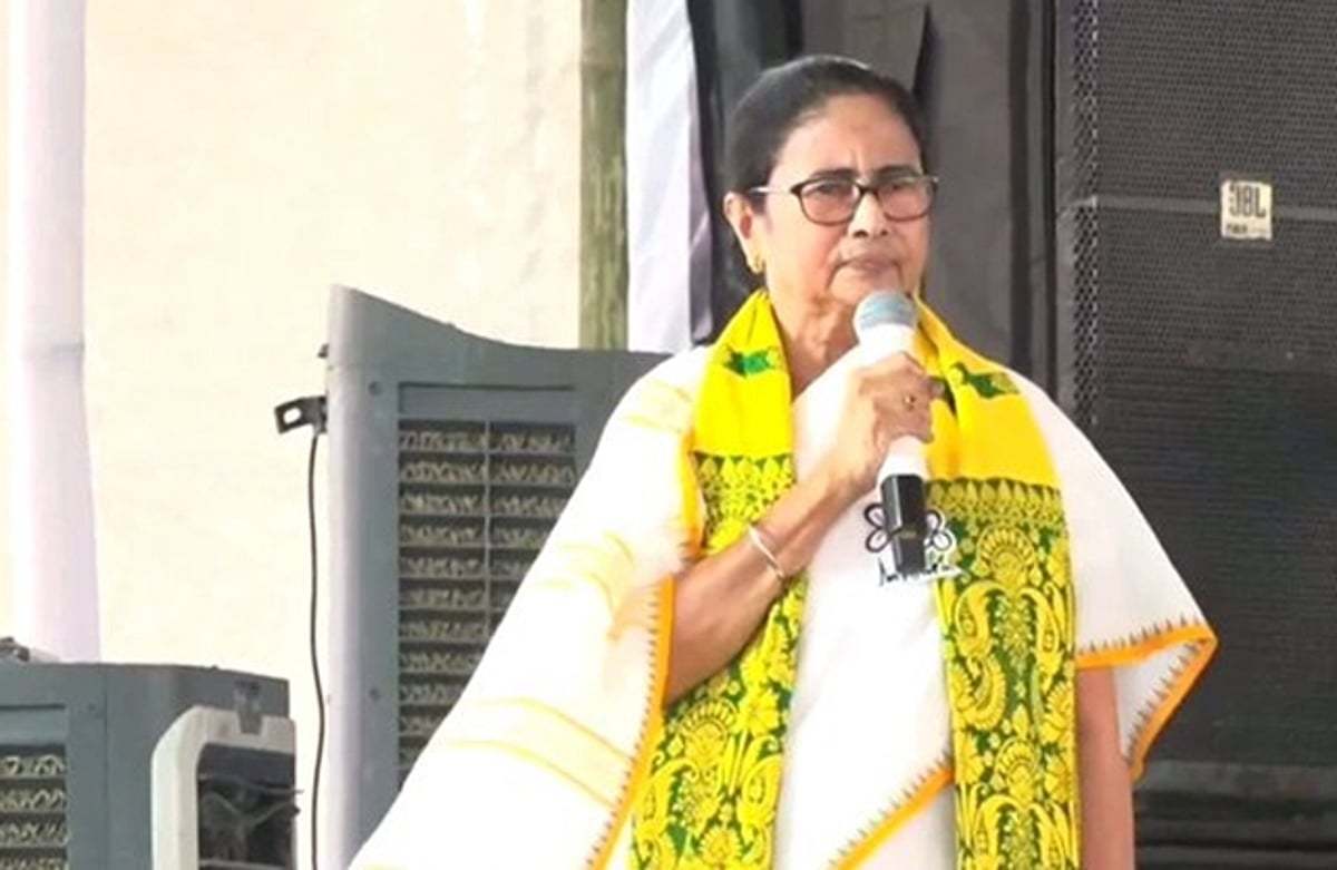 பாஜகவினரின் ஹெலிகாப்டரில் சோதனை நடத்த துணிச்சல் உண்டா? மம்தா