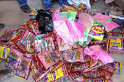 பாலிதீன் பைகள் பறிமுதல்; ரூ. 50,000 அபராதம்