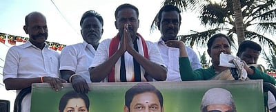 பழைய ஓய்வூதியத் திட்டத்தை  
திமுக அரசு மீண்டும் நிறைவேற்றவில்லை: முன்னாள் அமைச்சா் எஸ்.ராமச்சந்திரன்