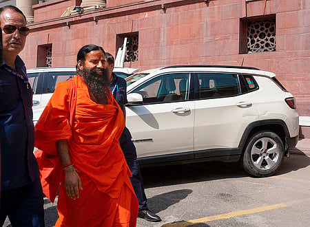 பதஞ்சலியின் 14 மருந்துகளுக்கு தடை!