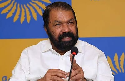 கேரள பாடப்புத்தக விவகாரம்: கல்வி அமைச்சர் காவல்துறையில் புகார்!