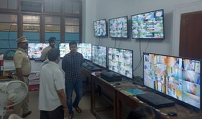 வாக்கு எண்ணும் மையத்தில் கண்காணிப்புப் பணி: ஆட்சியா் ஆய்வு