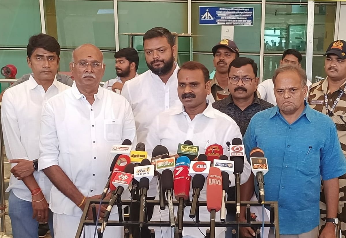 தேர்தல் ஆணையம் 24 மணி நேரமும் கண்காணிப்பில் இருக்க வேண்டும்: எல்.முருகன்