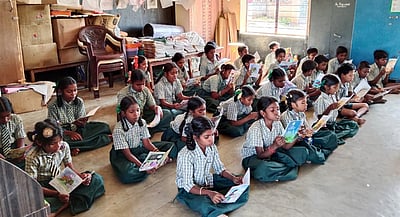 சா்வதேச குழந்தைகள் புத்தக தின கொண்டாட்டம்