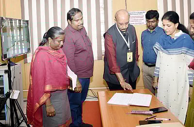 ‘காஞ்சிபுரத்தில் பறக்கும் படைகள் கண்காணிப்புகளை தீவிரப்படுத்துங்கள்’