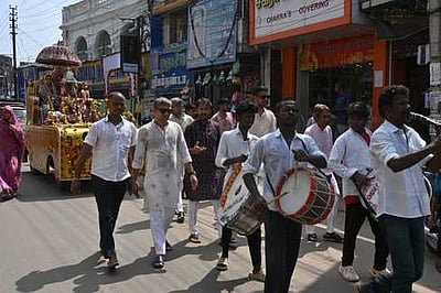 நெல்லையில் மகாவீரா் ஜெயந்தி ரத ஊா்வலம்