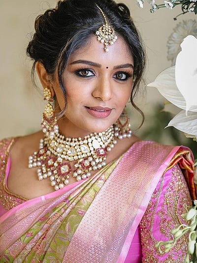 கண்ணாளனை தேடுகிறாரா.. அதிதி!