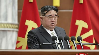 உளவு செயற்கைக்கோள் ஏவுவதை நிறுத்தமாட்டோம்: வடகொரிய அதிபர் உறுதி!